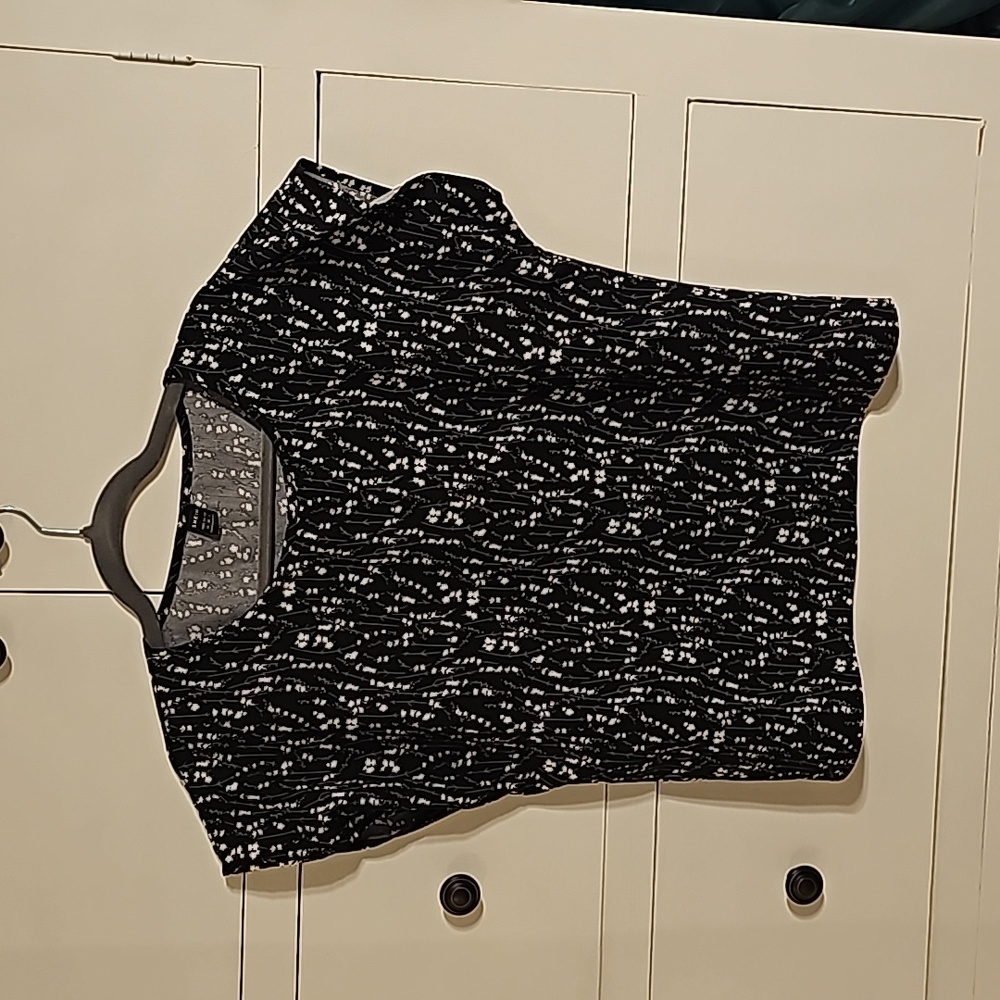 Medium black floral blouse from Shein